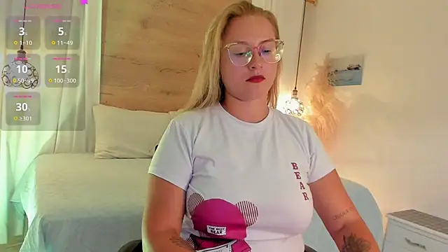 halaaa 1 online show from March 4, 6:58 pm