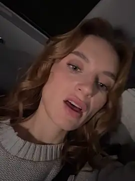 Snapshot of -AngelAri- chatting on December 31, 5:07 pm -AngelAri- online show from December 31, 5:07 pm