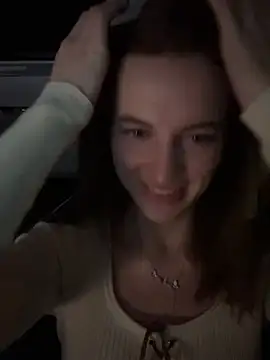 Snapshot of -AngelAri- chatting on February 24, 9:09 pm -AngelAri- online show from February 24, 9:09 pm