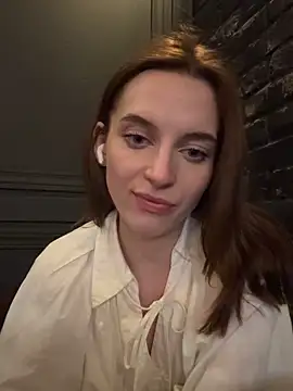 Snapshot of -AngelAri- chatting on March 5, 9:15 pm -AngelAri- online show from March 5, 9:15 pm