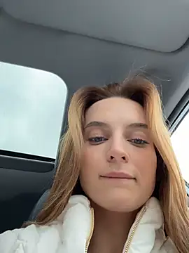 Snapshot of -AngelAri- chatting on March 20, 12:11 pm -AngelAri- online show from March 20, 12:11 pm
