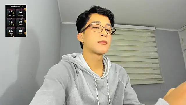 tom Howard online show from October 13, 3:06 am