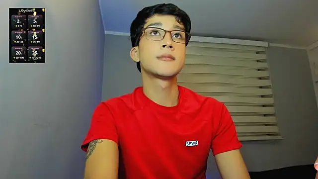 tom Howard online show from October 17, 4:04 am