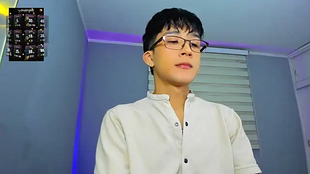 tom Howard online show from December 1, 10:37 pm