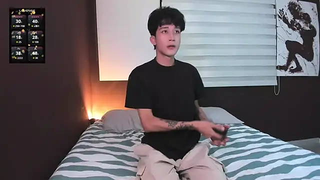 tom Howard online show from April 1, 1:50 am