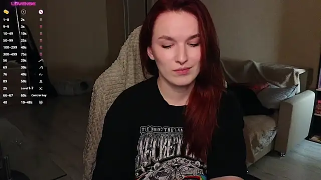 Val lava online show from November 18, 8:24 pm