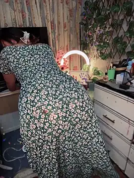 uma patna000 online show from February 1, 11:25 pm