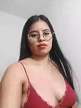 charlotte moineau online show from January 14, 1:36 am