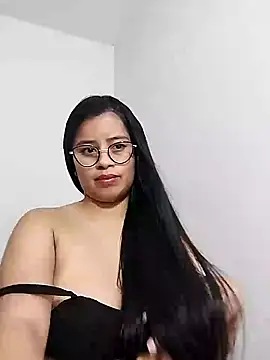 charlotte moineau online show from February 8, 1:43 am