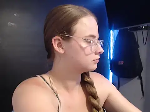 HellenMiyer1111 online show from January 14, 1:36 am