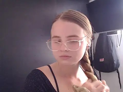 HellenMiyer1111 online show from January 17, 7:16 pm