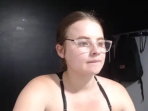 HellenMiyer1111 online show from January 29, 11:56 pm