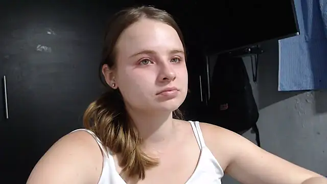 HellenMiyer1111 online show from February 17, 11:31 pm