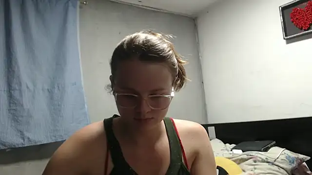 HellenMiyer1111 online show from March 3, 11:46 pm