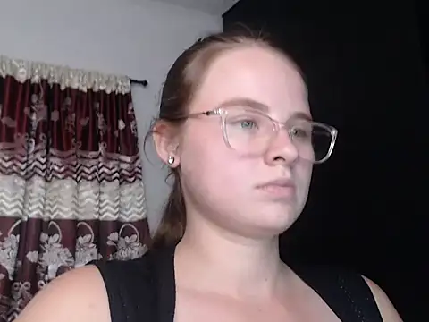 HellenMiyer1111 online show from March 21, 9:12 pm