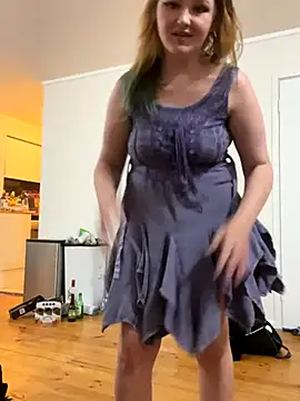 Demure Whore online show from October 28, 9:13 am