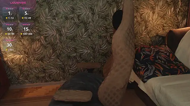 moi sofi online show from February 19, 7:32 pm