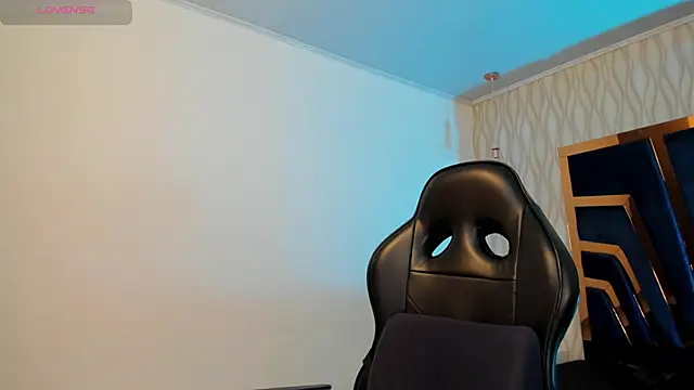 Snapshot of Petesevans chatting on November 16, 1:39 pm Petesevans online show from November 16, 1:39 pm