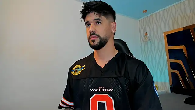 Snapshot of Petesevans chatting on November 29, 11:30 pm Petesevans online show from November 29, 11:30 pm