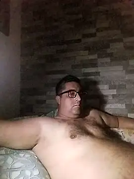 ADRIAN ADI40 online show from March 27, 4:29 pm