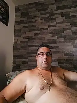 Snapshot of ADRIAN_ADI40 chatting on May 24, 11:37 am ADRIAN ADI40 online show from May 24, 11:37 am