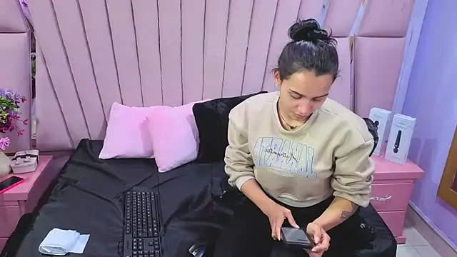 fisting anal 69 online show from February 17, 12:56 pm