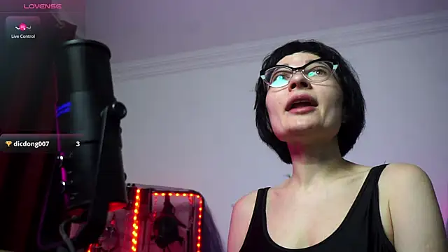 CyberXGoddess online show from November 14, 6:01 am