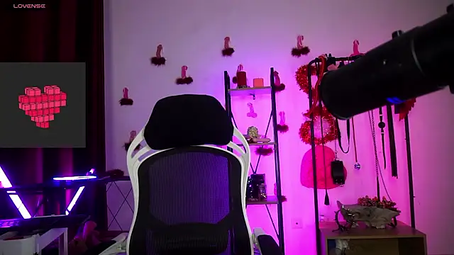 CyberXGoddess online show from February 16, 1:35 am