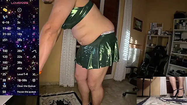 Snapshot of fernan_redsxxx chatting on April 27, 5:22 pm fernan redsxxx online show from April 27, 5:22 pm