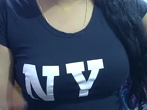 Snapshot of Your_wild_Dia chatting on February 4, 6:52 am Your wild Dia online show from February 4, 6:52 am