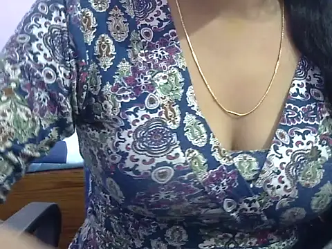 Snapshot of Your_wild_Dia chatting on February 9, 5:33 am Your wild Dia online show from February 9, 5:33 am