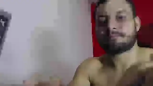 Snapshot of body_x29 chatting on December 2, 11:40 pm body x29 online show from December 2, 11:40 pm
