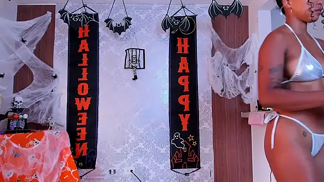 kelly thomson online show from October 16, 1:56 pm