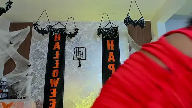 kelly thomson online show from October 22, 10:53 pm