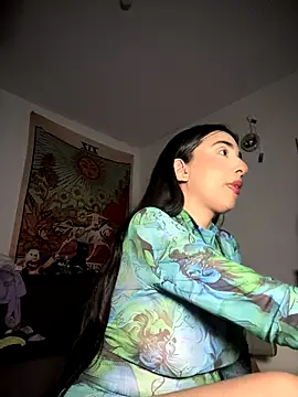 kiaraglam2 online show from November 28, 5:43 am