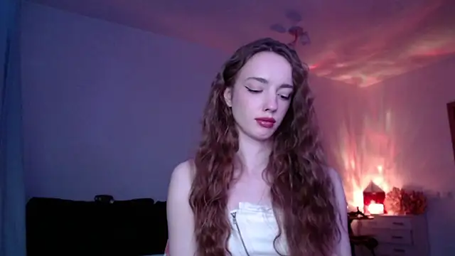 Weeissy online show from December 1, 8:20 pm