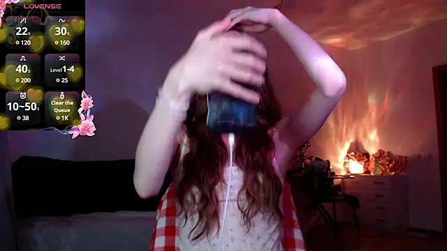 Weeissy online show from December 4, 9:57 pm