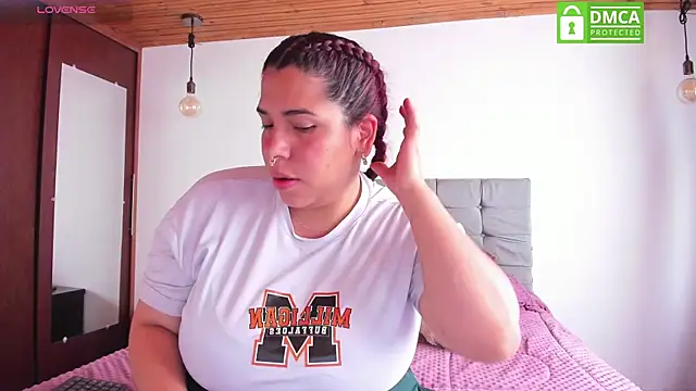 kaaq2 online show from March 26, 8:47 pm