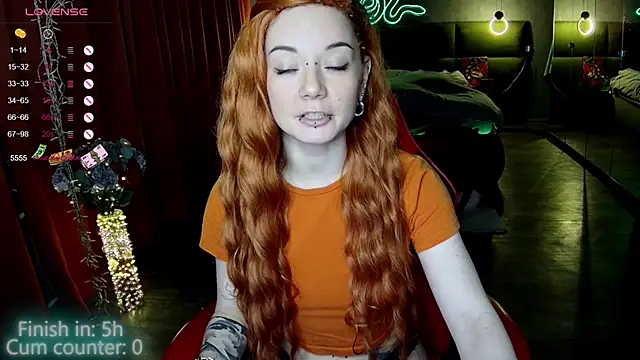 MaxPhoenixx online show from October 30, 8:09 pm