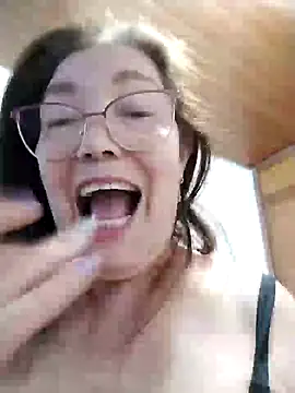 Vicky Rosse online show from January 23, 8:35 pm