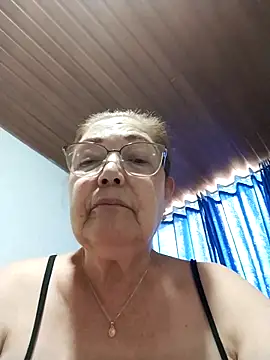 Vicky Rosse online show from December 19, 6:48 pm