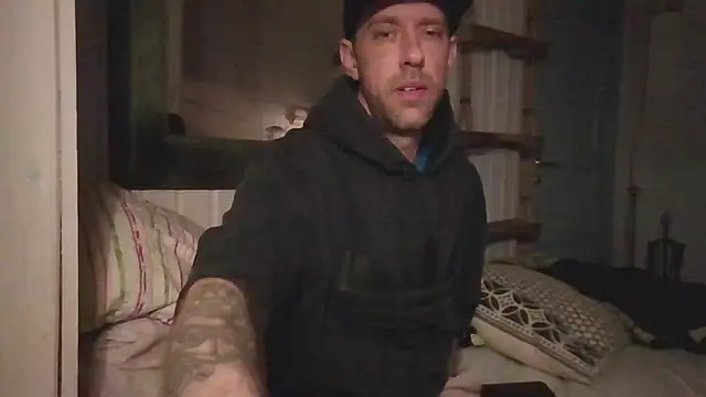 Stock-Holmes online show from April 2, 11:35 pm