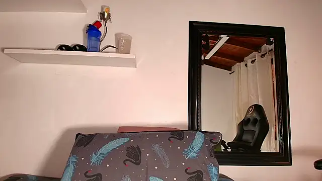 Snapshot of alexaa_walker chatting on January 27, 12:05 pm alexaa walker online show from January 27, 12:05 pm