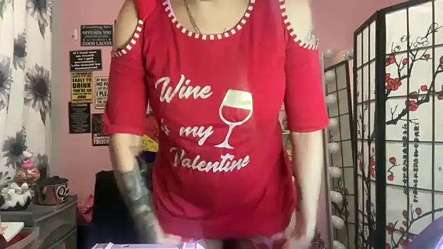 latinacubana online show from February 15, 6:55 am