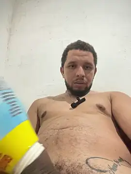 Snapshot of Mill19 chatting on March 21, 11:08 pm Mill19 online show from March 21, 11:08 pm