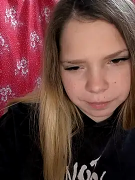 Zuli Kiska online show from November 10, 10:47 am