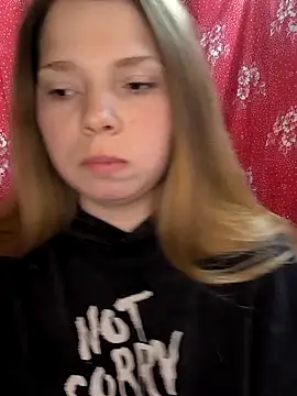 Zuli Kiska online show from March 31, 6:19 pm