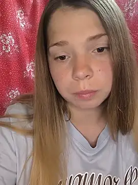 Snapshot of Zuli_Kiska chatting on June 29, 10:15 am Zuli Kiska online show from June 29, 10:15 am
