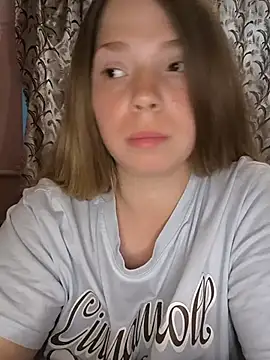 Snapshot of Zuli_Kiska chatting on July 18, 5:28 pm Zuli Kiska online show from July 18, 5:28 pm