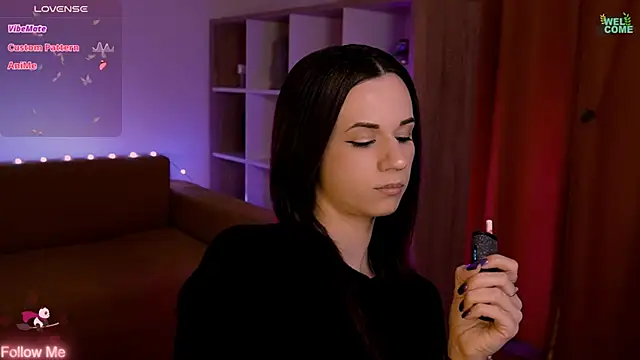 ItsAlisia online show from April 10, 12:43 pm